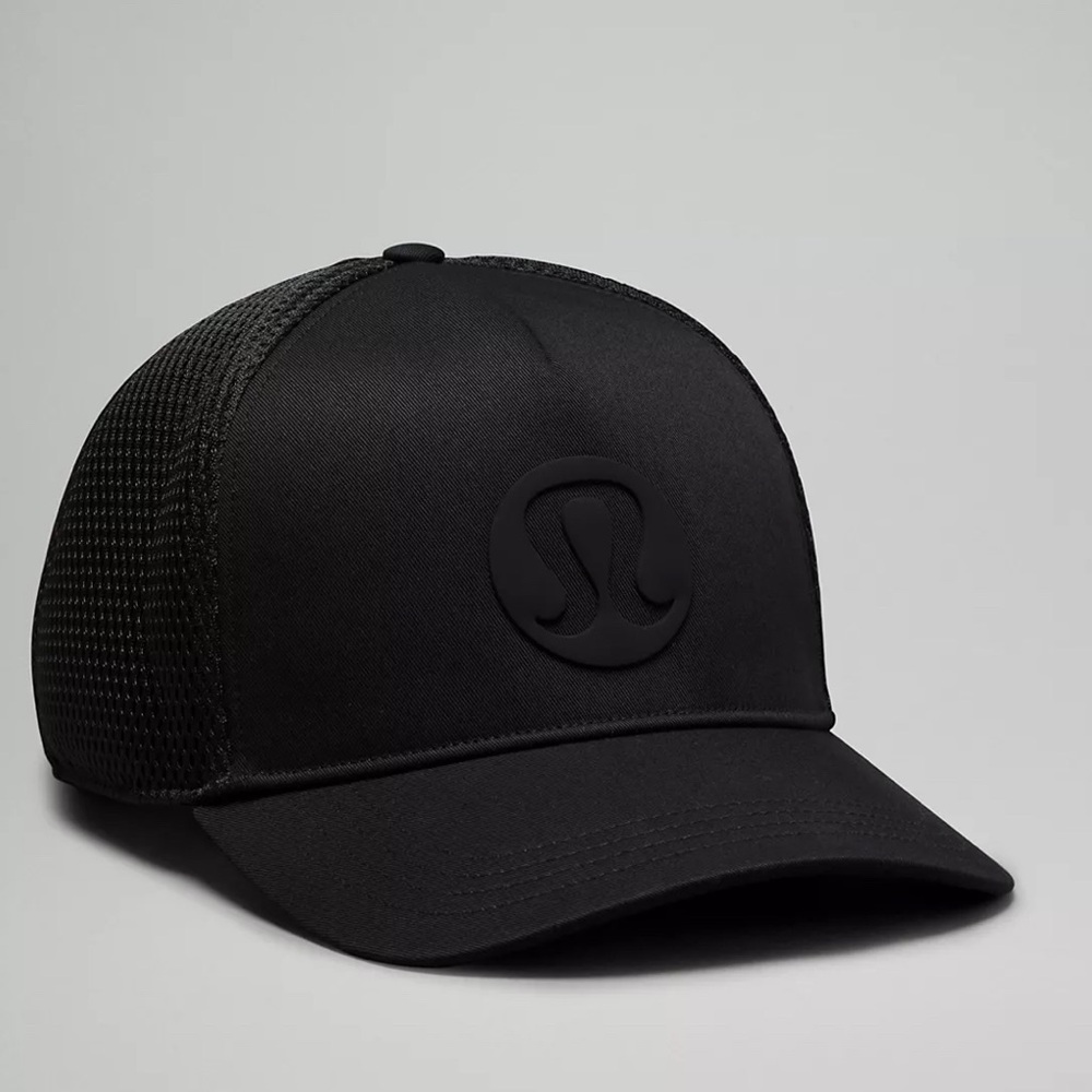NWOT lululemon Trucker Hat Logo